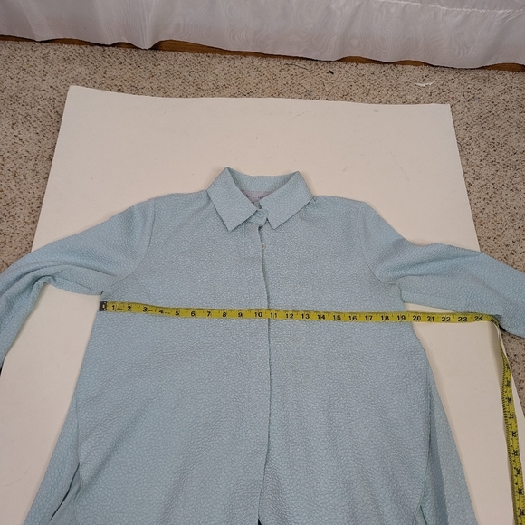 Tuckernuck Adele Sea Glass Textured Pleated Swing Back Button Up Blouse Top - Picture 10 of 10